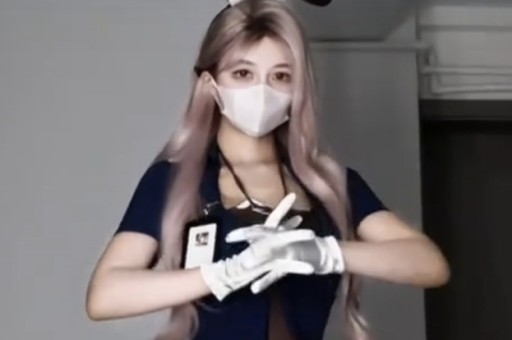 陪睡陪玩竟然只是冰山一角又有女星自曝圈内黑幕五十五岁了都不肯放过