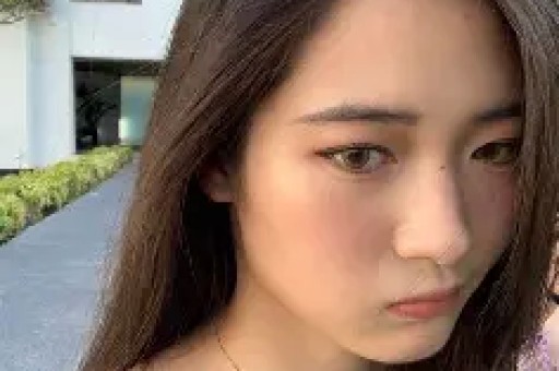 王某为卖腊肉花10万元请明星带货直播公司承诺上百万成交额结果170万的货只卖出一单王某血本无归公司人去楼空法院判了